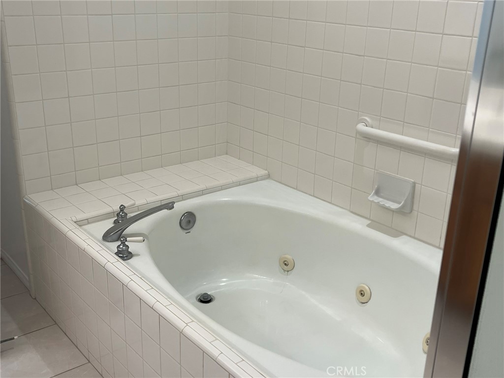 MLS #NP25270095 image #36