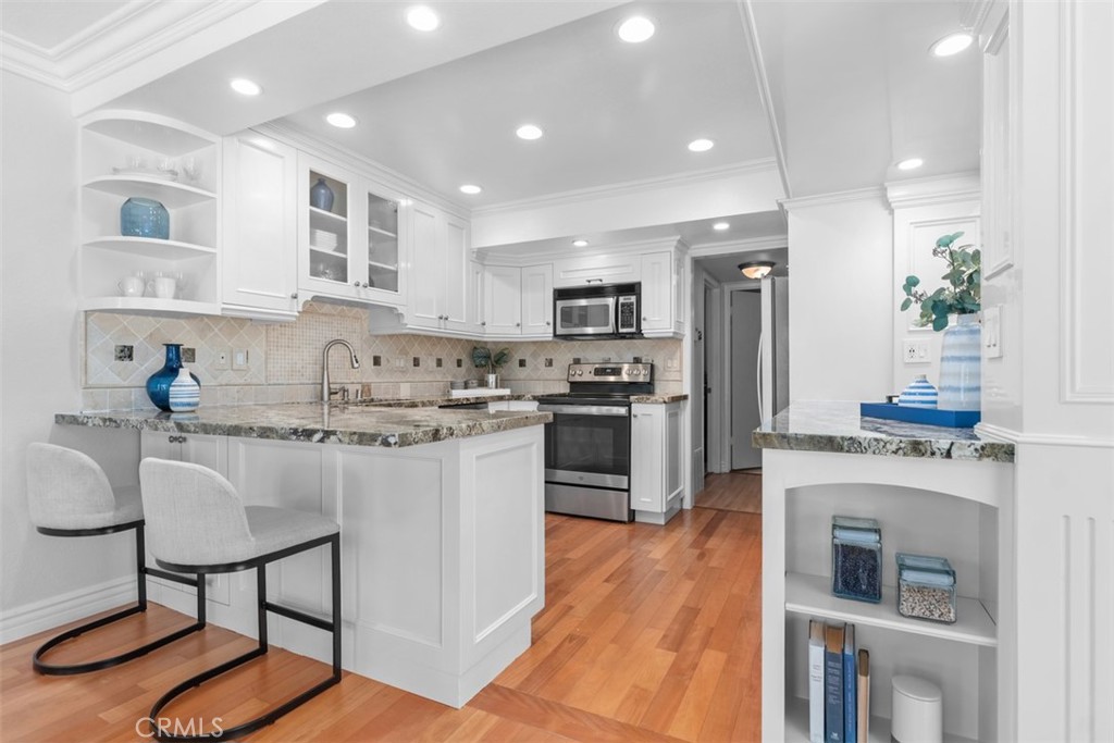 MLS #NP25270365 image #12