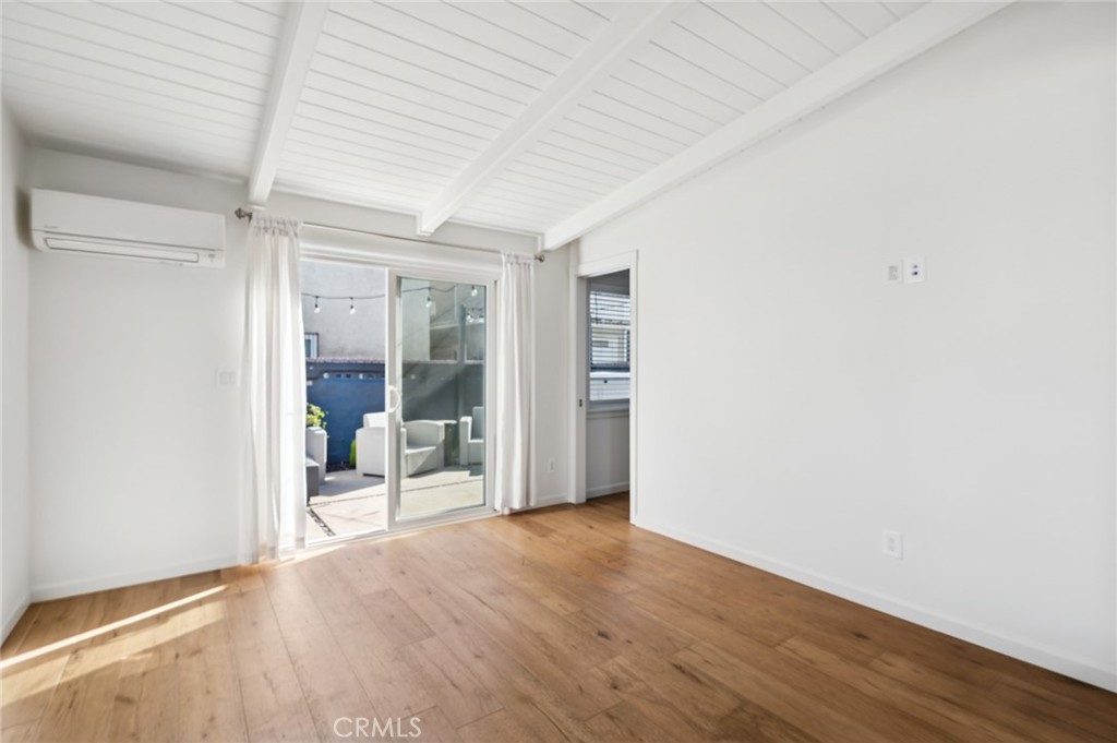 MLS #NP25270824 image #9