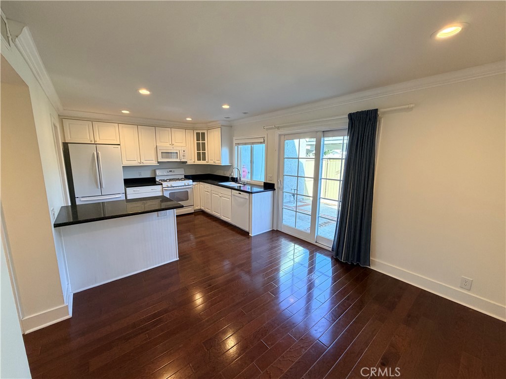 MLS #NP25270864 image #5