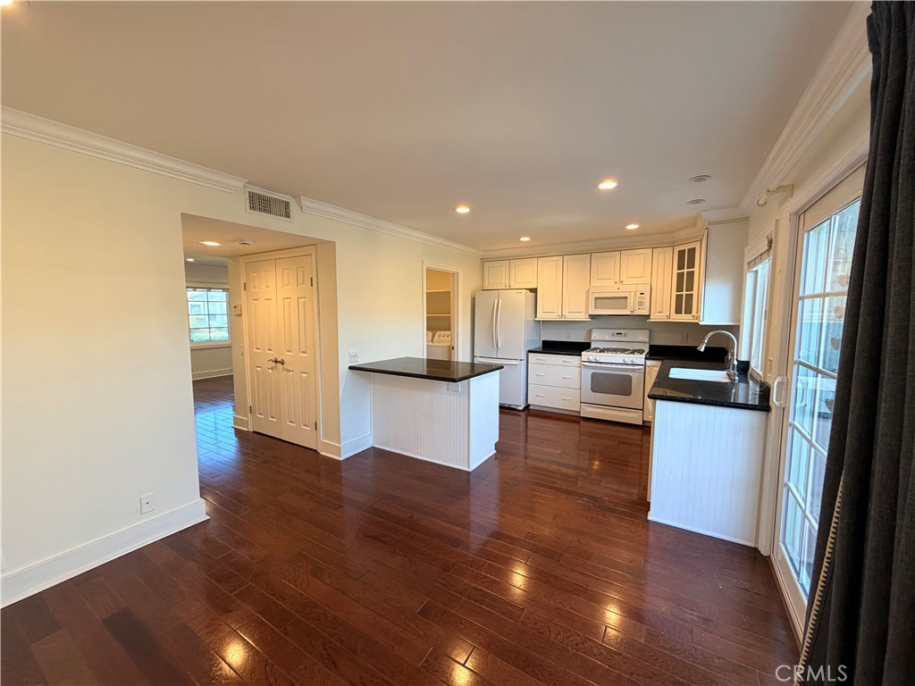 MLS #NP25270864 image #6