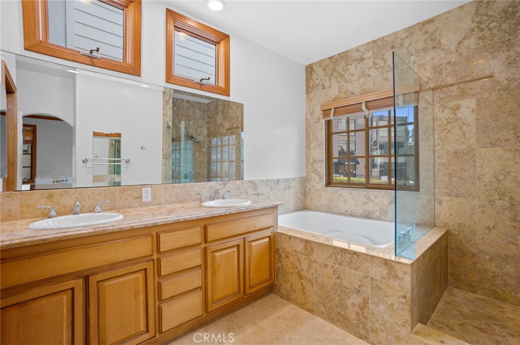 MLS #NP25271291 image #6