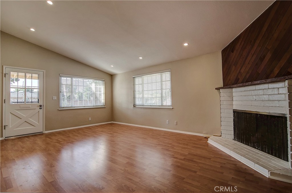 MLS #NP25271360 image #1