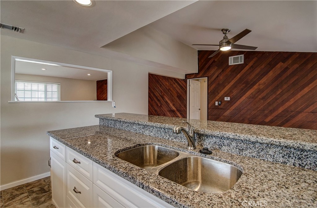 MLS #NP25271360 image #8