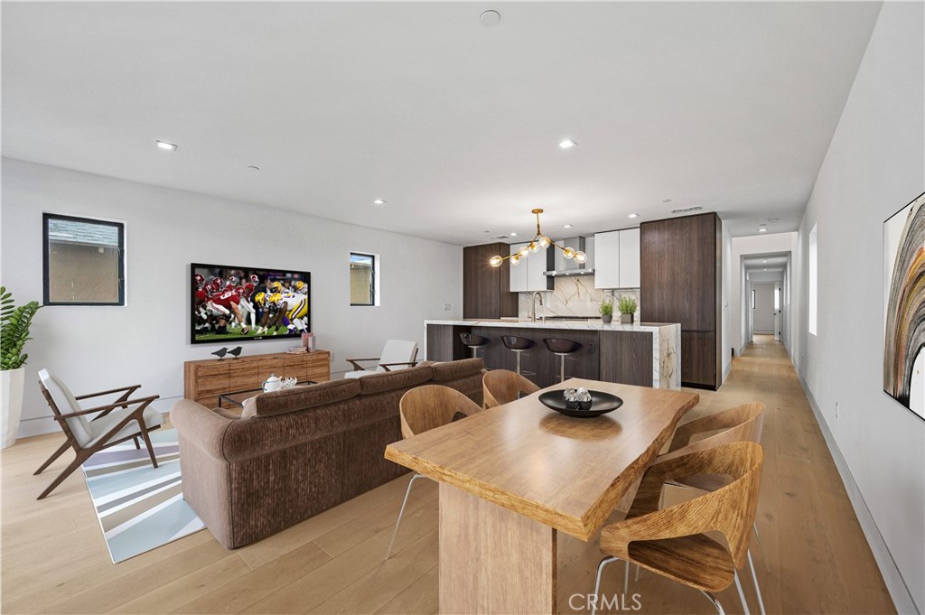 MLS #NP25271648 image #2