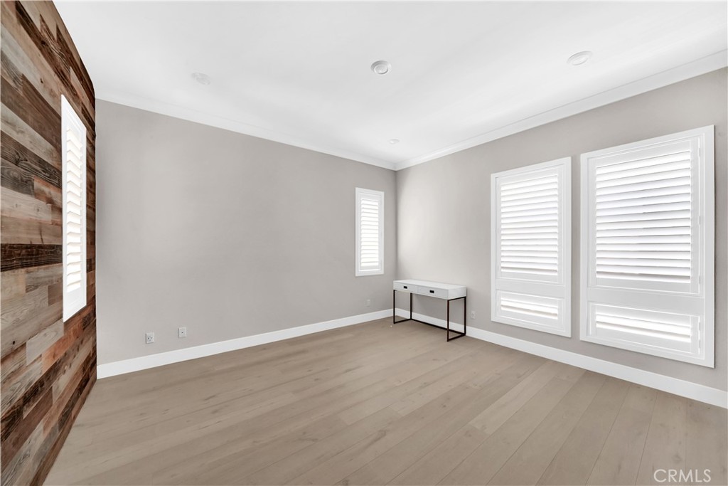 MLS #NP25271936 image #16