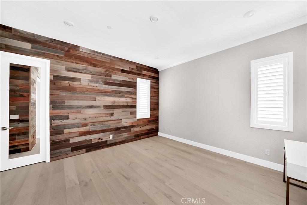 MLS #NP25271936 image #18