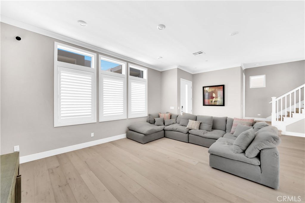 MLS #NP25271936 image #6