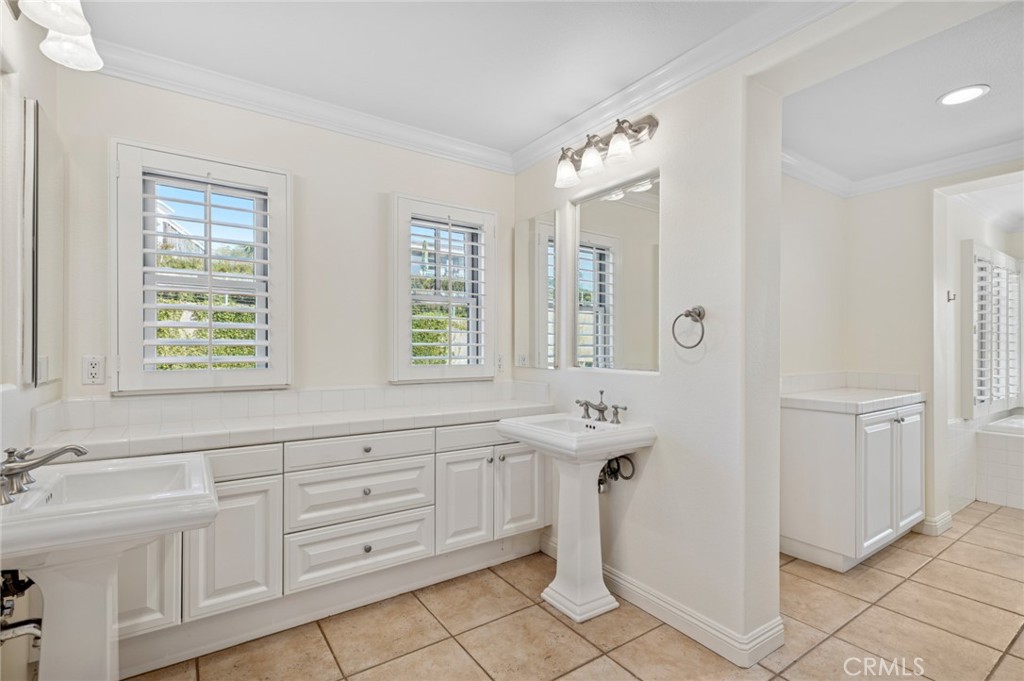 MLS #NP25272230 image #20