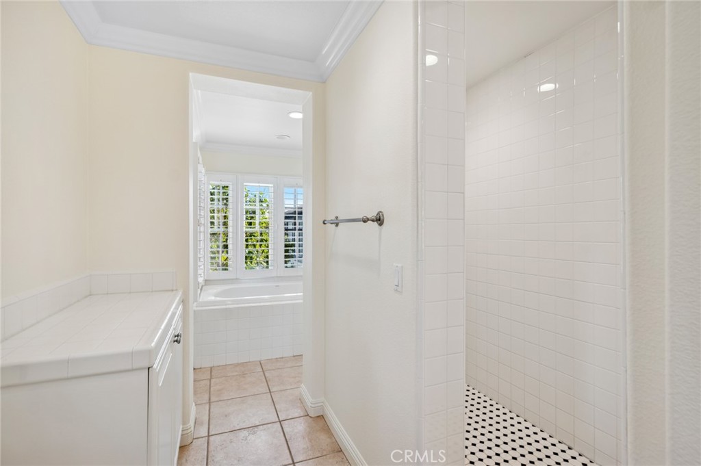 MLS #NP25272230 image #21