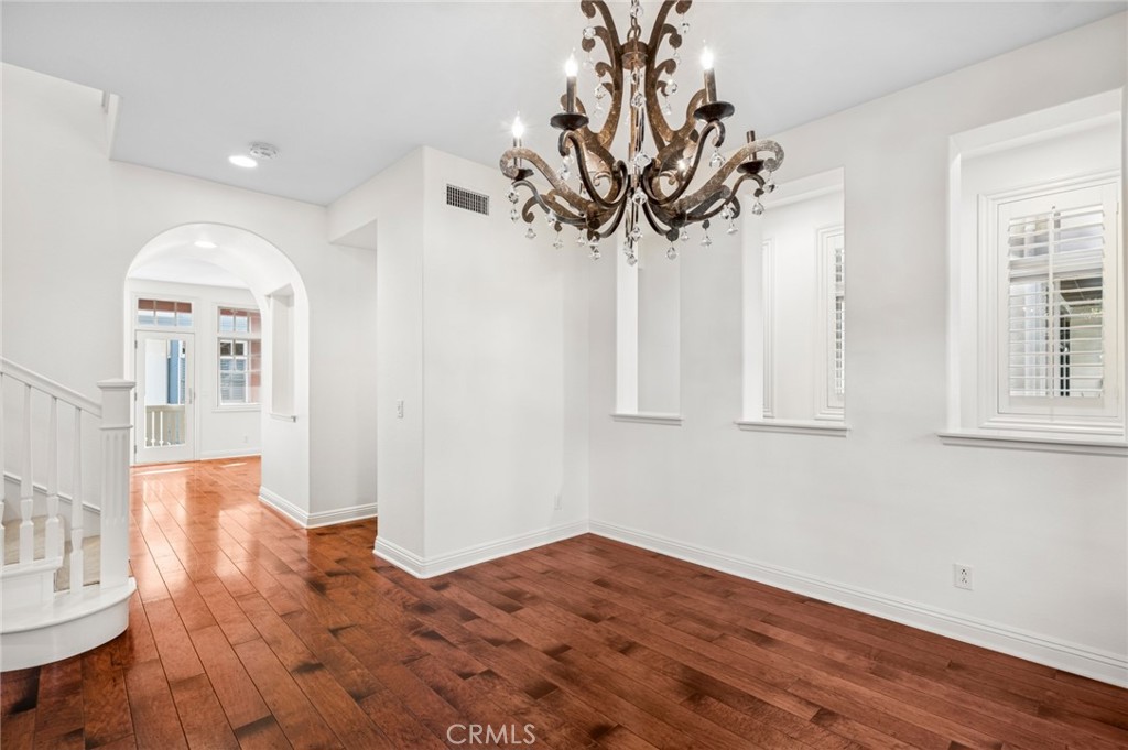 MLS #NP25272230 image #7