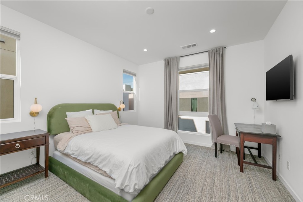 MLS #NP25272565 image #18