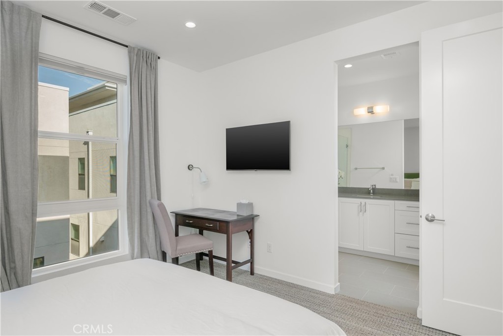 MLS #NP25272565 image #19