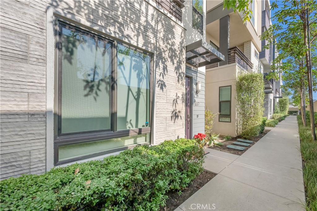 MLS #NP25272565 image #2