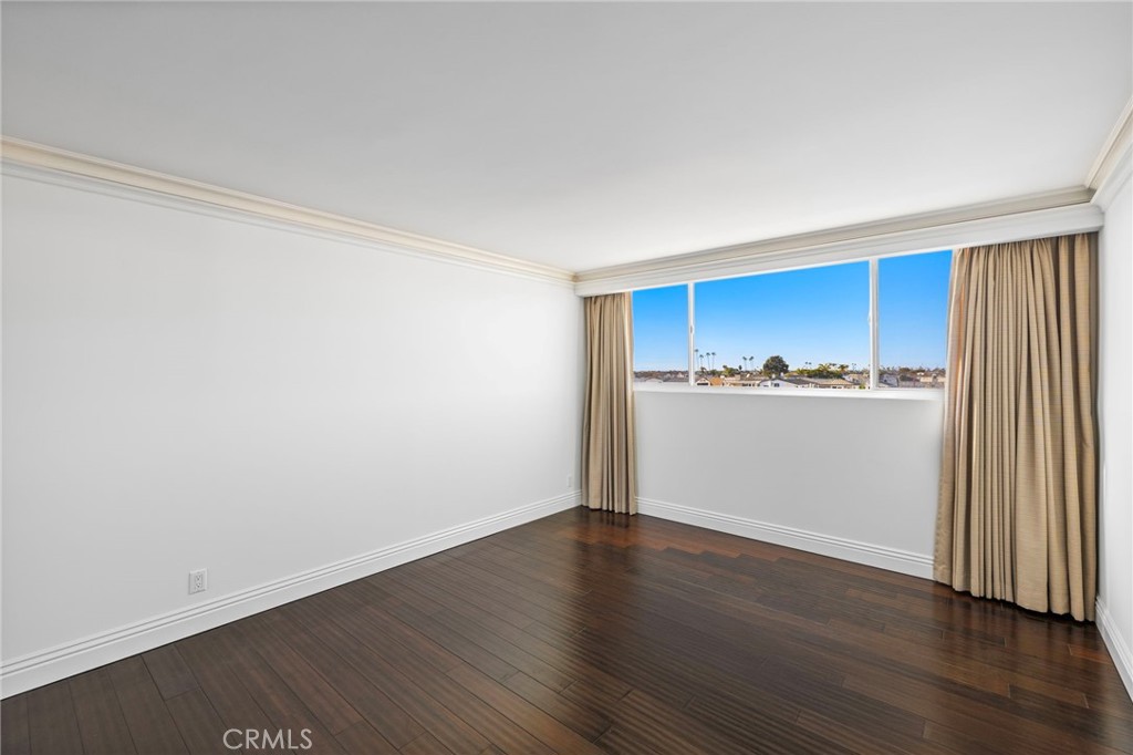 MLS #NP25272630 image #14