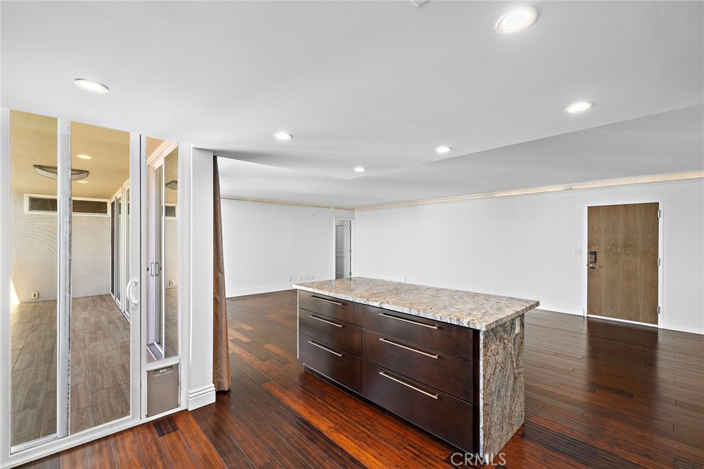 MLS #NP25272630 image #15