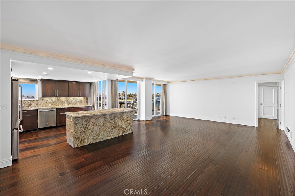 MLS #NP25272630 image #4