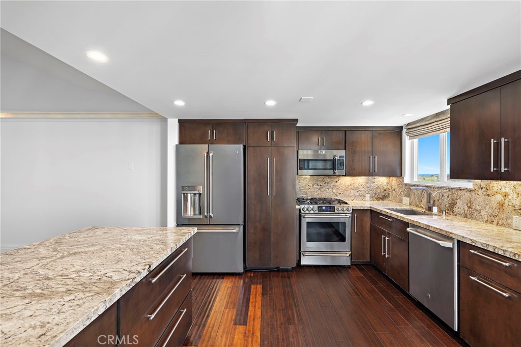 MLS #NP25272630 image #6