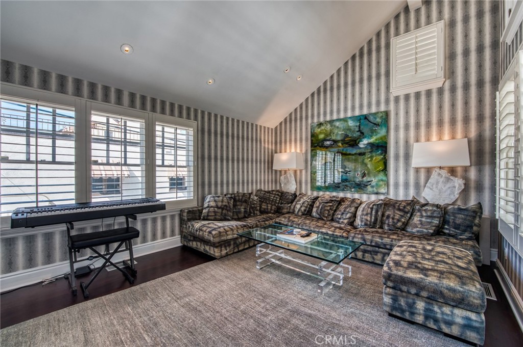 MLS #NP25272674 image #19