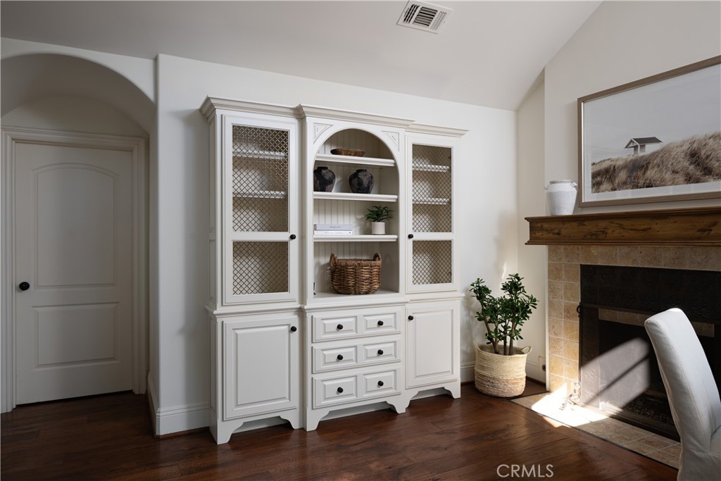 MLS #NP25273183 image #32