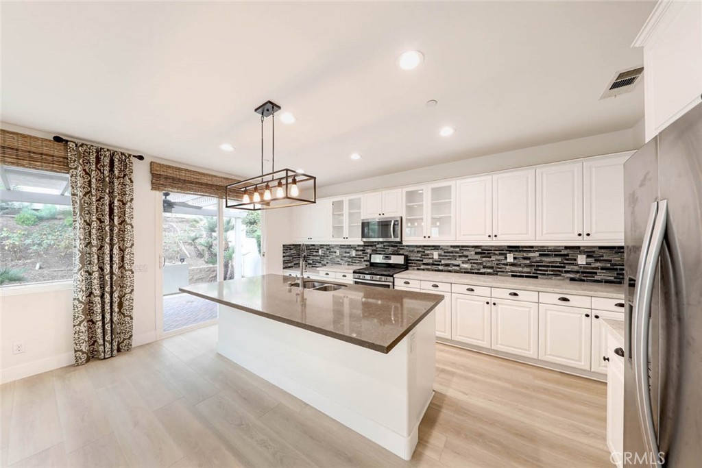 MLS #NP25273434 image #4