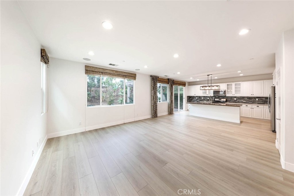 MLS #NP25273434 image #5