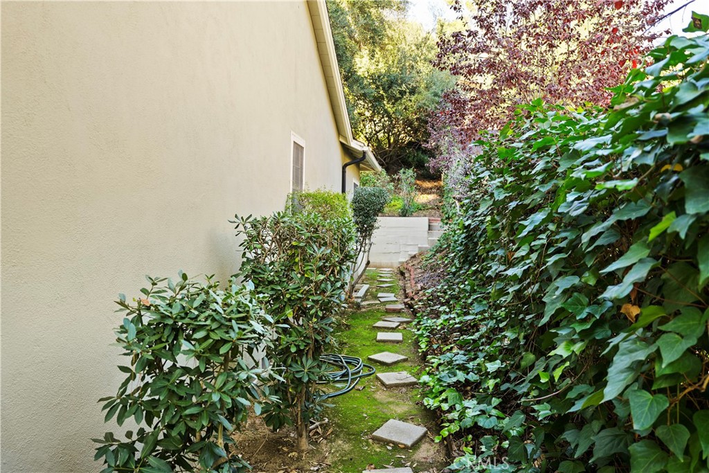 MLS #NP25273839 image #38