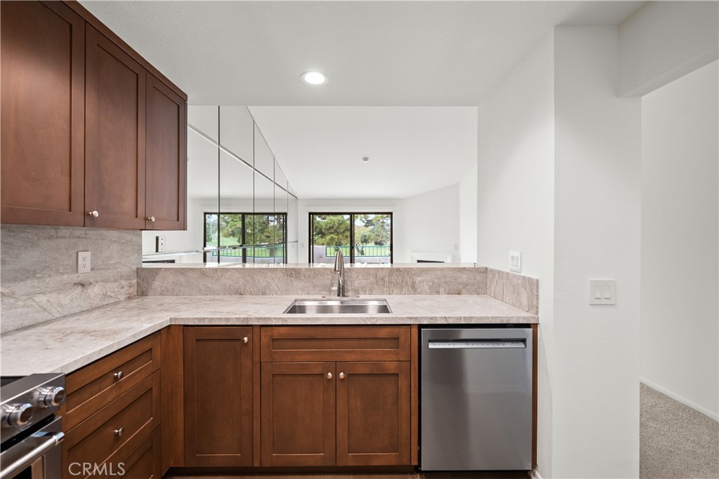 MLS #NP25274752 image #9