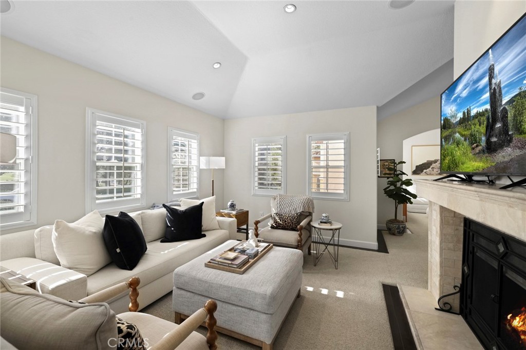 MLS #NP25275551 image #2