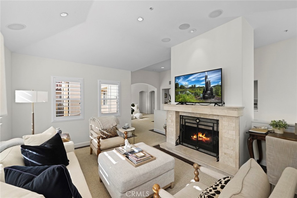 MLS #NP25275551 image #3