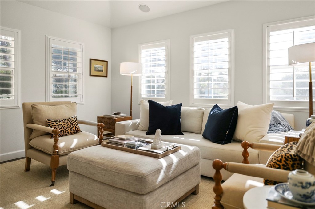 MLS #NP25275551 image #4