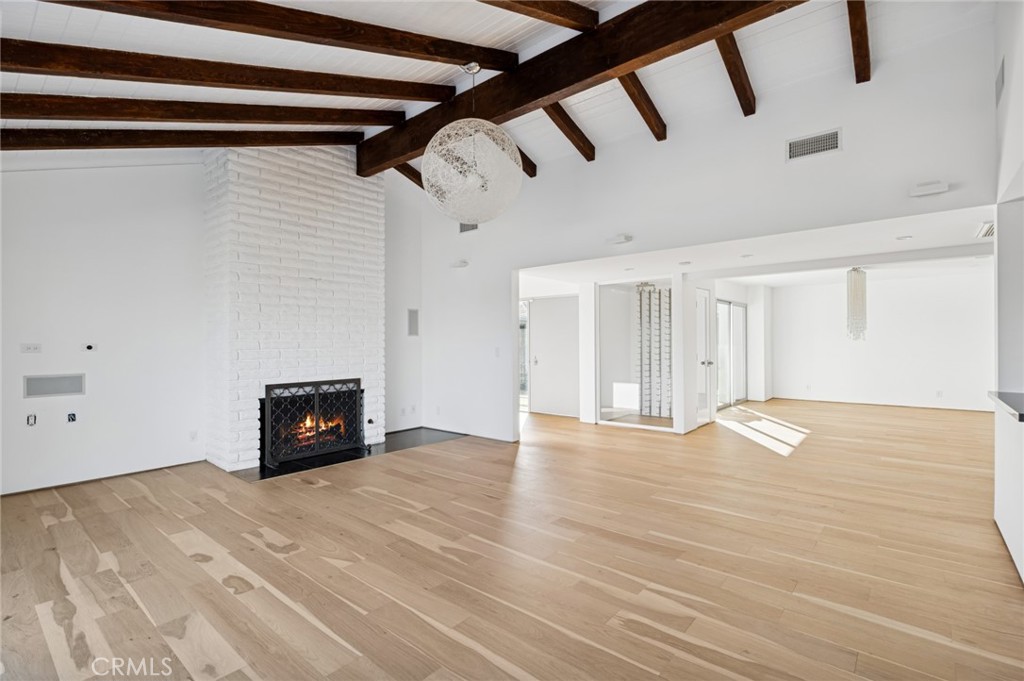 MLS #NP25276858 image #8