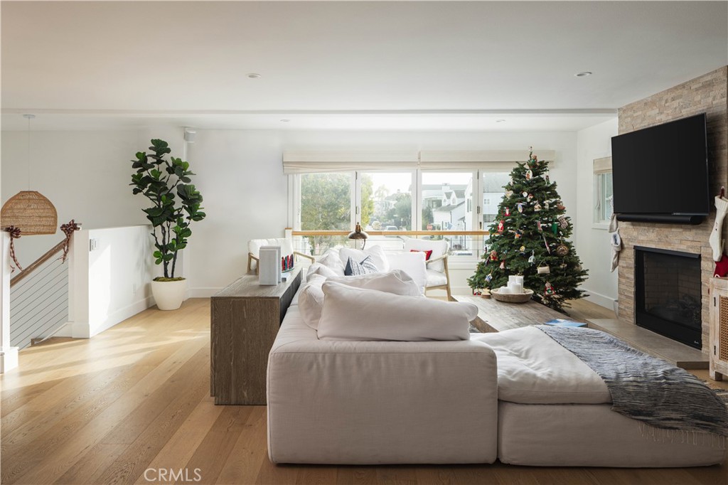 MLS #NP25277083 image #9