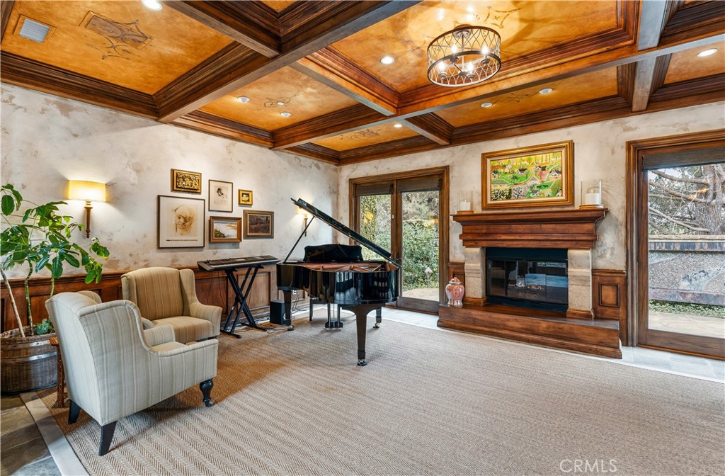 MLS #NP25278615 image #10