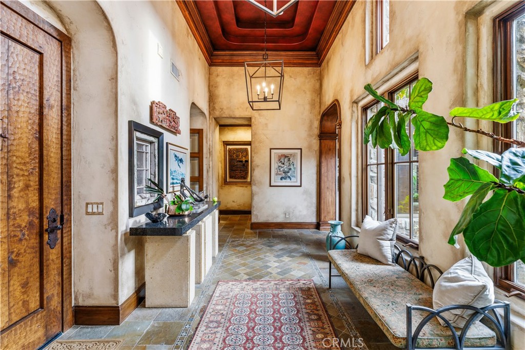 MLS #NP25278615 image #2