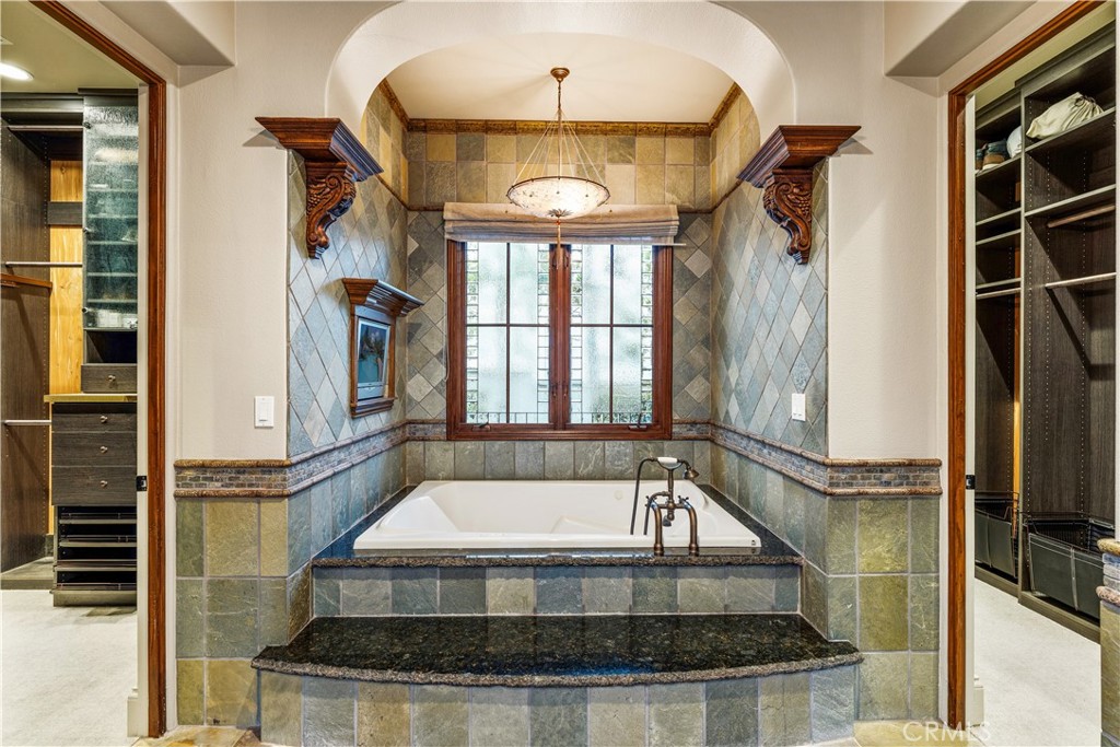 MLS #NP25278615 image #27