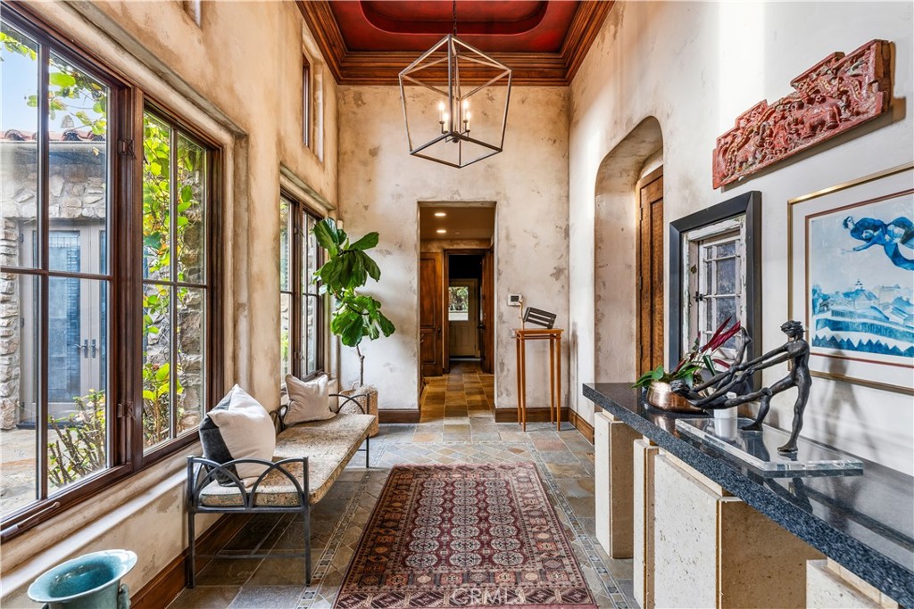 MLS #NP25278615 image #3