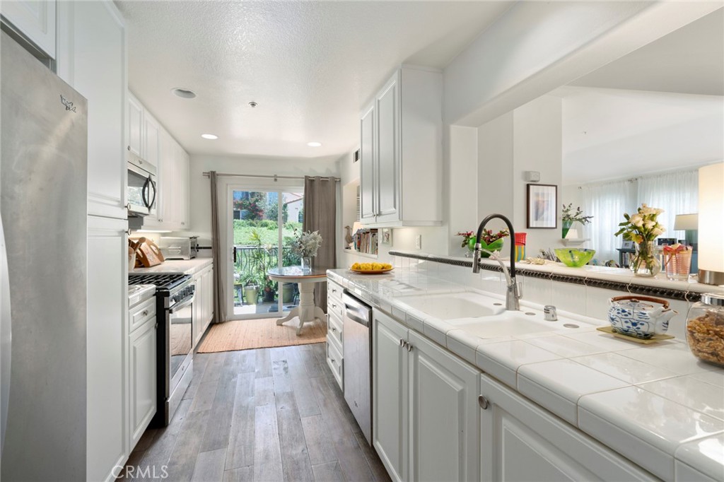 MLS #NP25278772 image #2