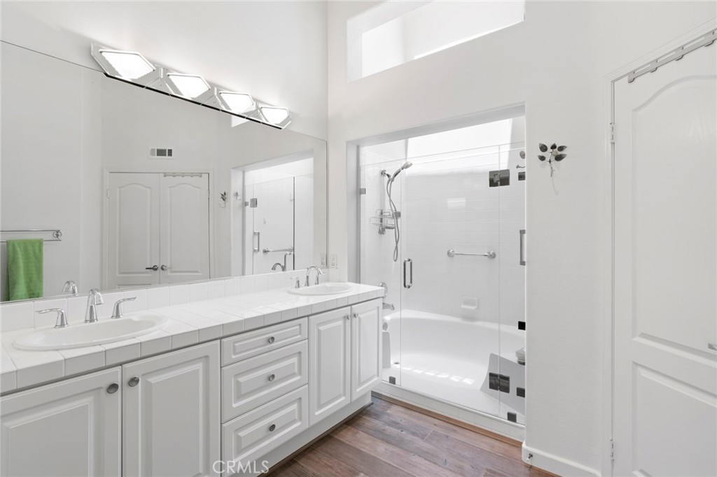 MLS #NP25278772 image #5