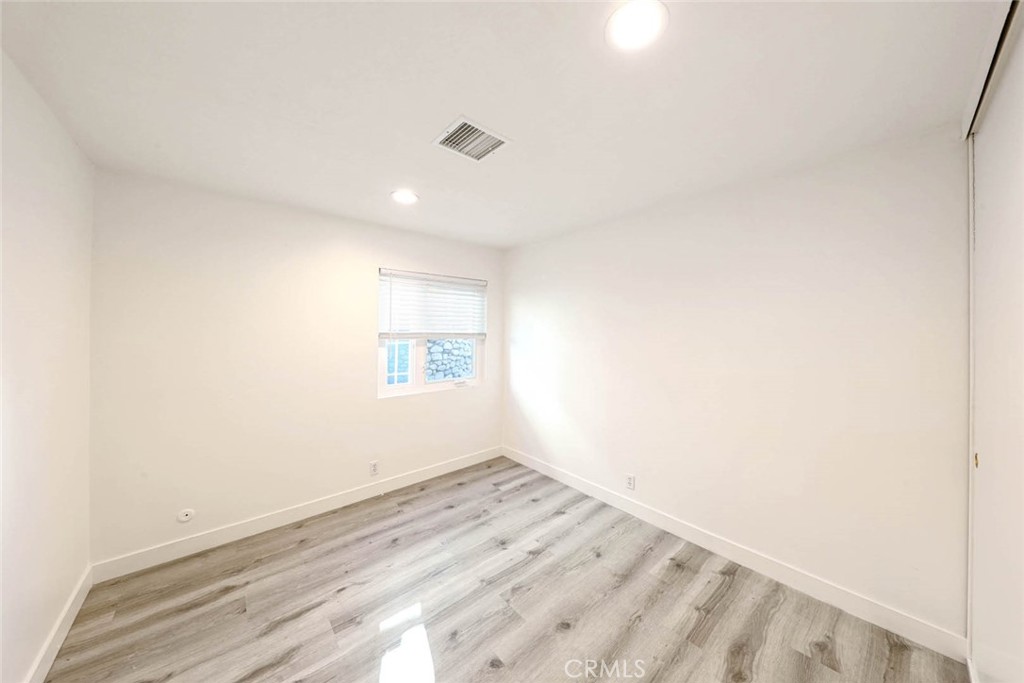 MLS #NP25280111 image #26