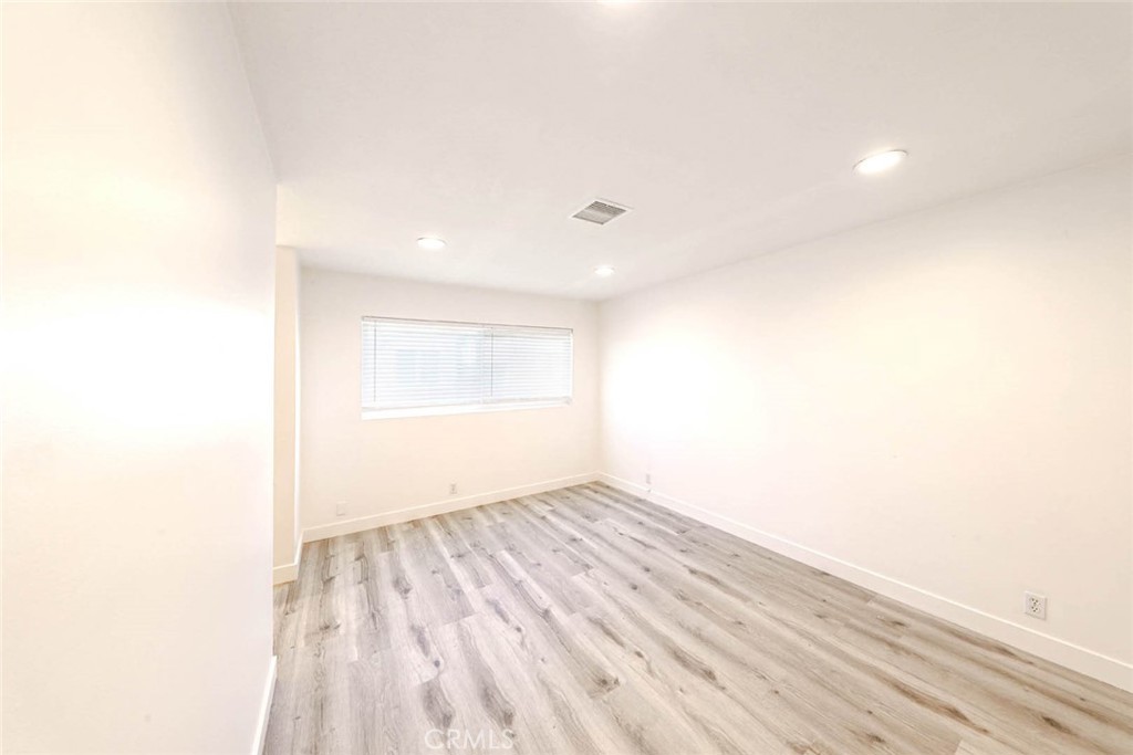 MLS #NP25280111 image #27