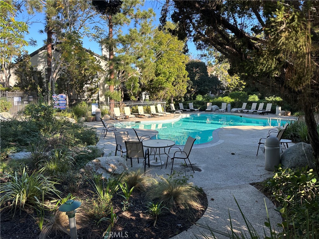 MLS #NP25282302 image #1