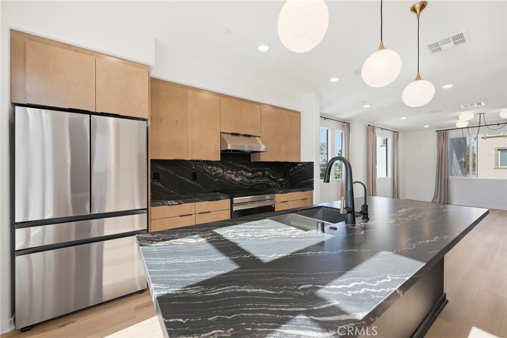 MLS #NP26008201 image #8