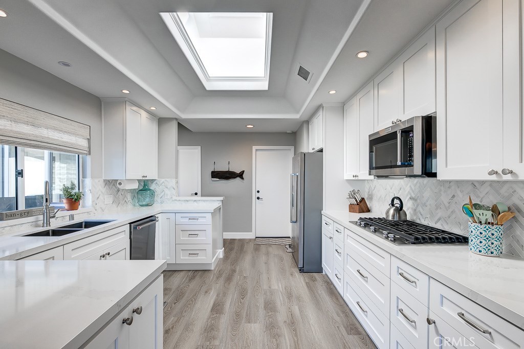 MLS #OC20032840 image #10