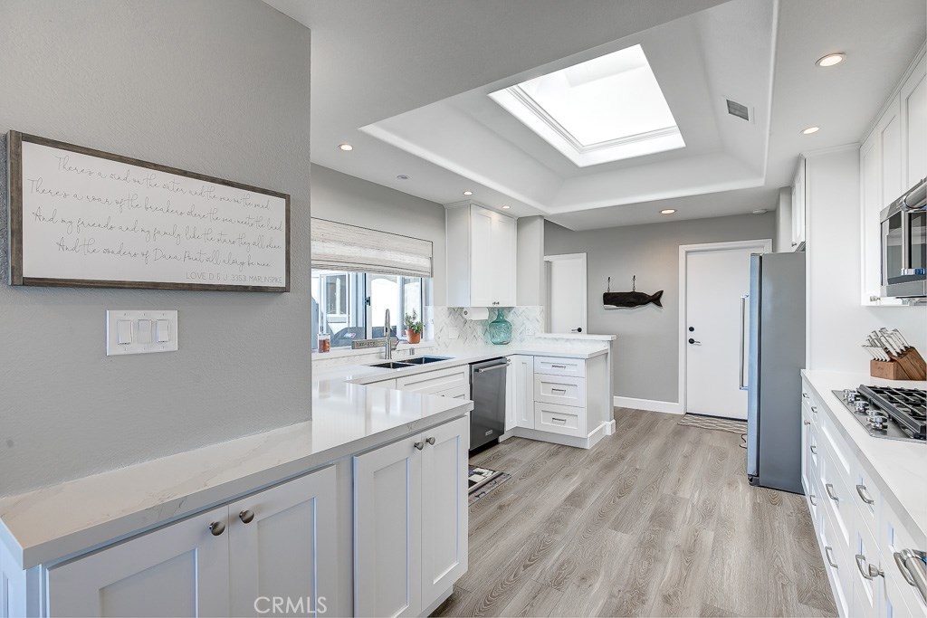 MLS #OC20032840 image #9