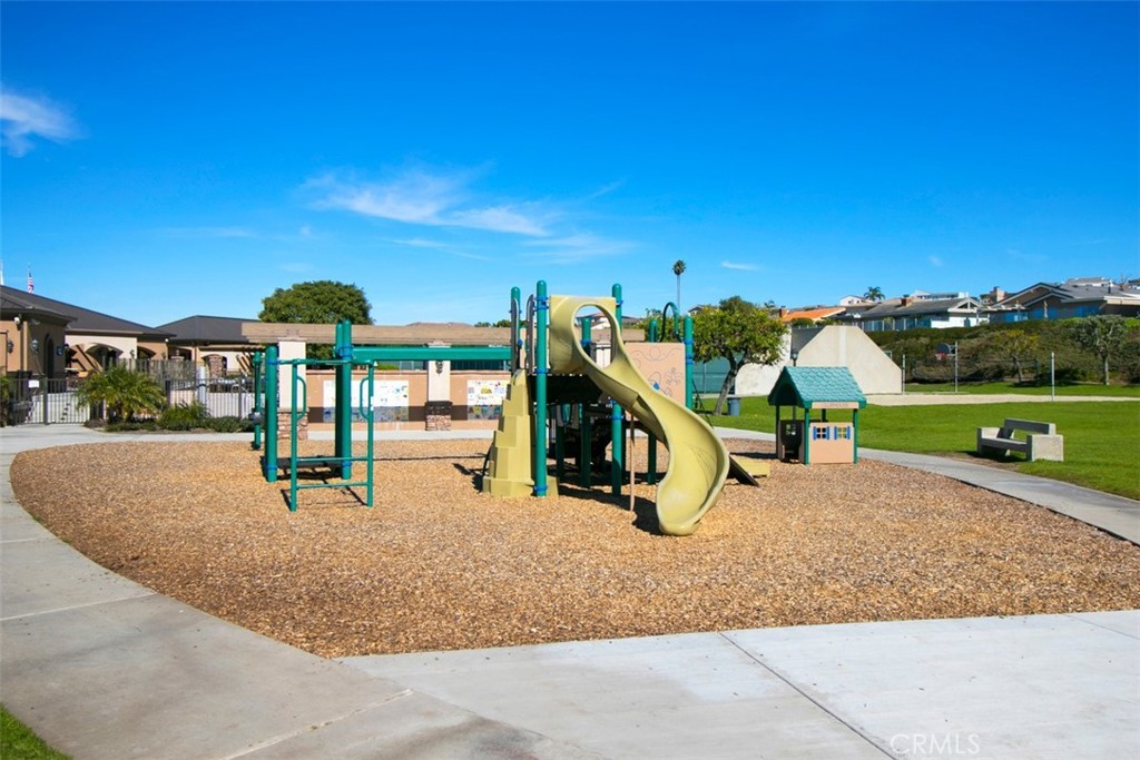 MLS #OC20071877 image #32