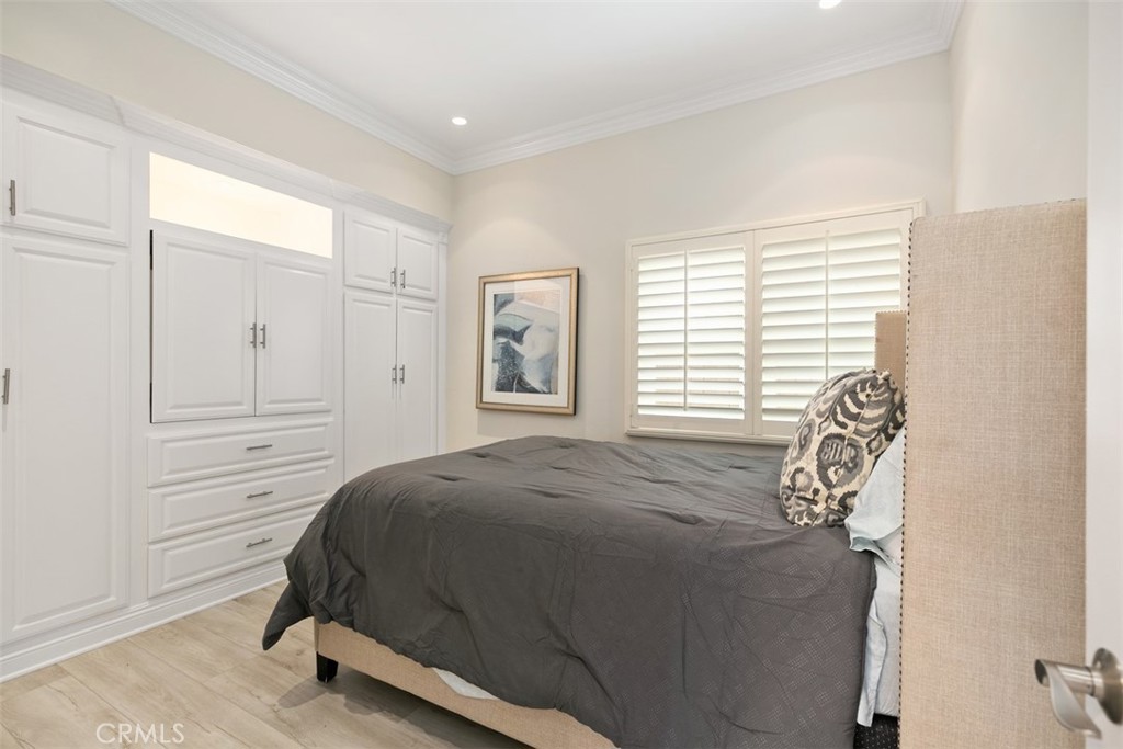 MLS #OC21264792 image #23