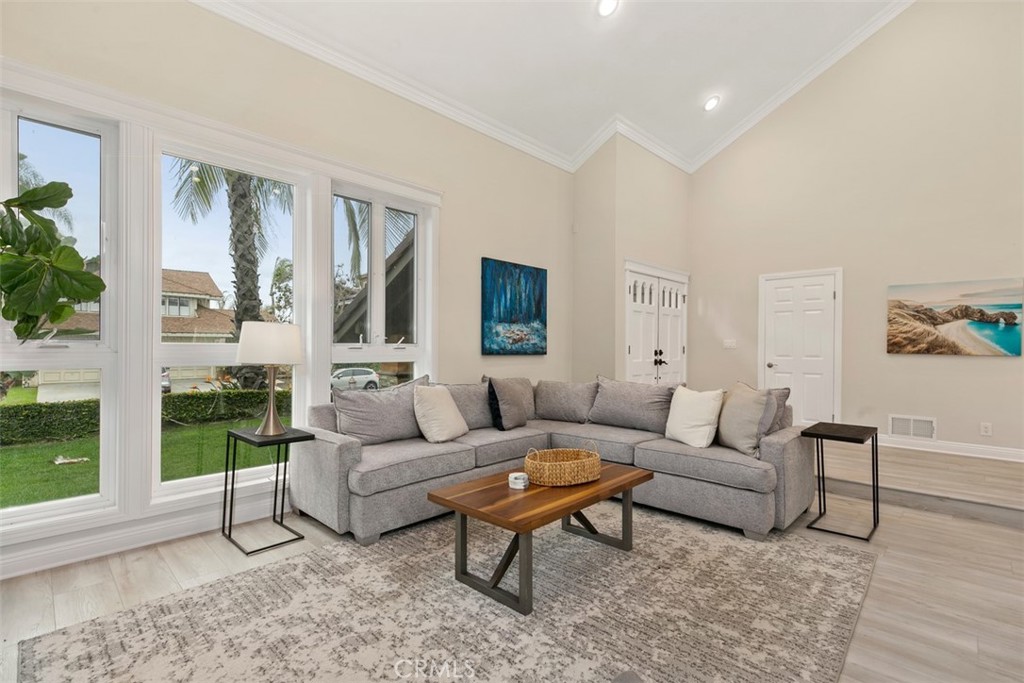 MLS #OC21264792 image #5