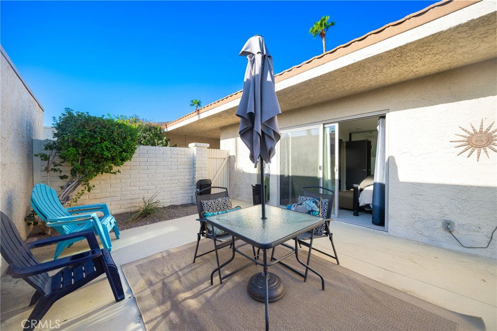 MLS #OC22136394 image #32