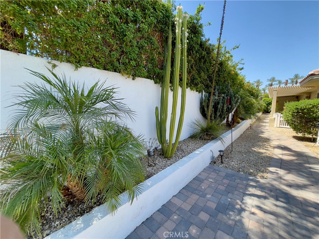 MLS #OC22173569 image #25